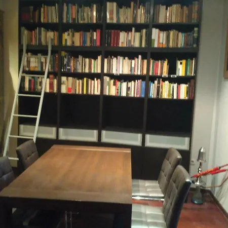 Fogar De Breogan * 圣地亚哥－德孔波斯特拉